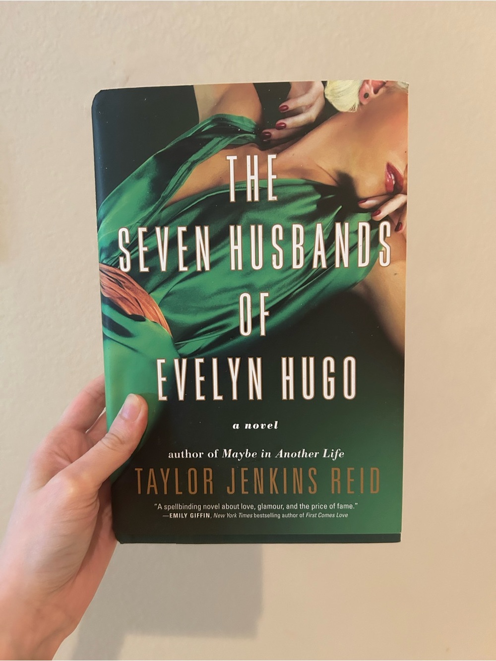 The Seven Husbands of Evelyn Hugo by Taylor Jenkins Reid - Green Cover